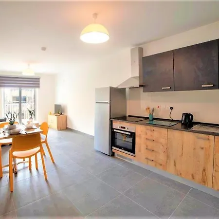 Apartment Isky *