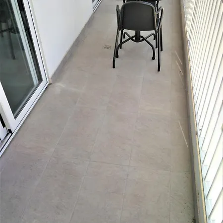 Apartment Isky Gzira